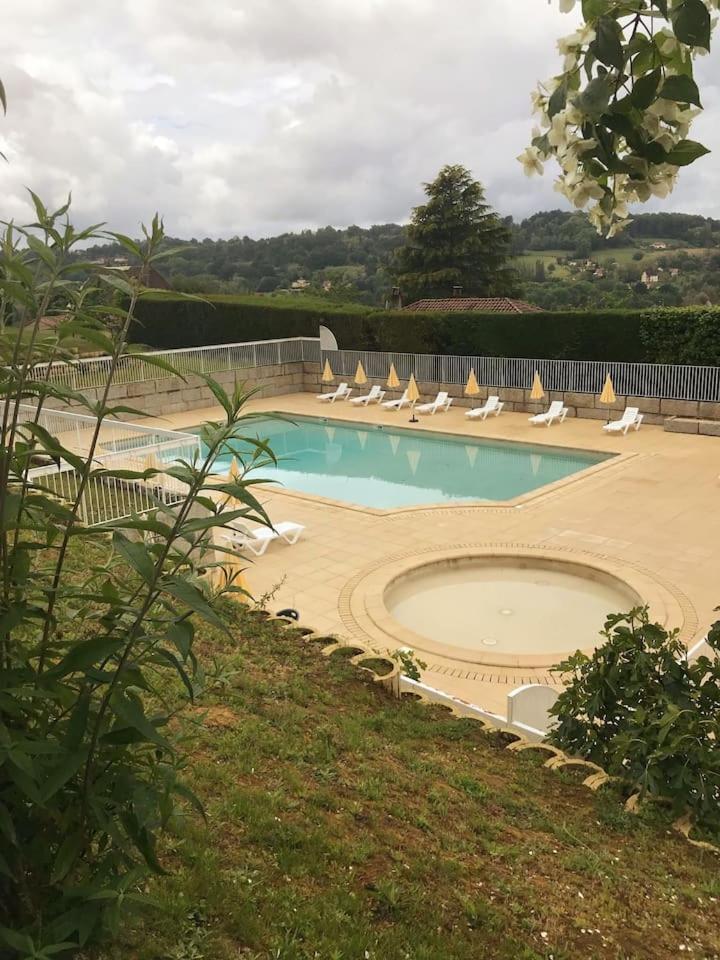 Le N4 Des Hauts De Sarlat, Clim Piscine Parking Екстер'єр фото